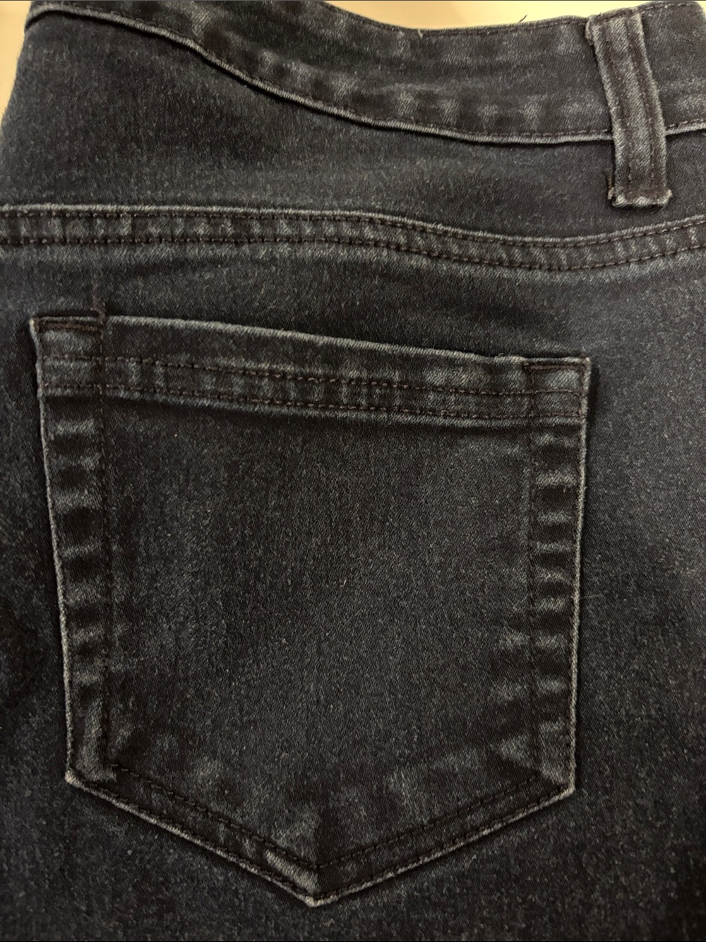 Bandolino Women size 16Dark Blue Slim Straight Jeans capri/crop length 32”. - Picture 6 of 6